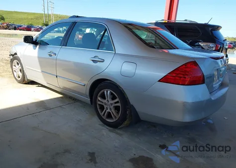 2007 Honda Accord 2.4 Ex из США, поврежденный, VIN 1HGCM567X7A031247